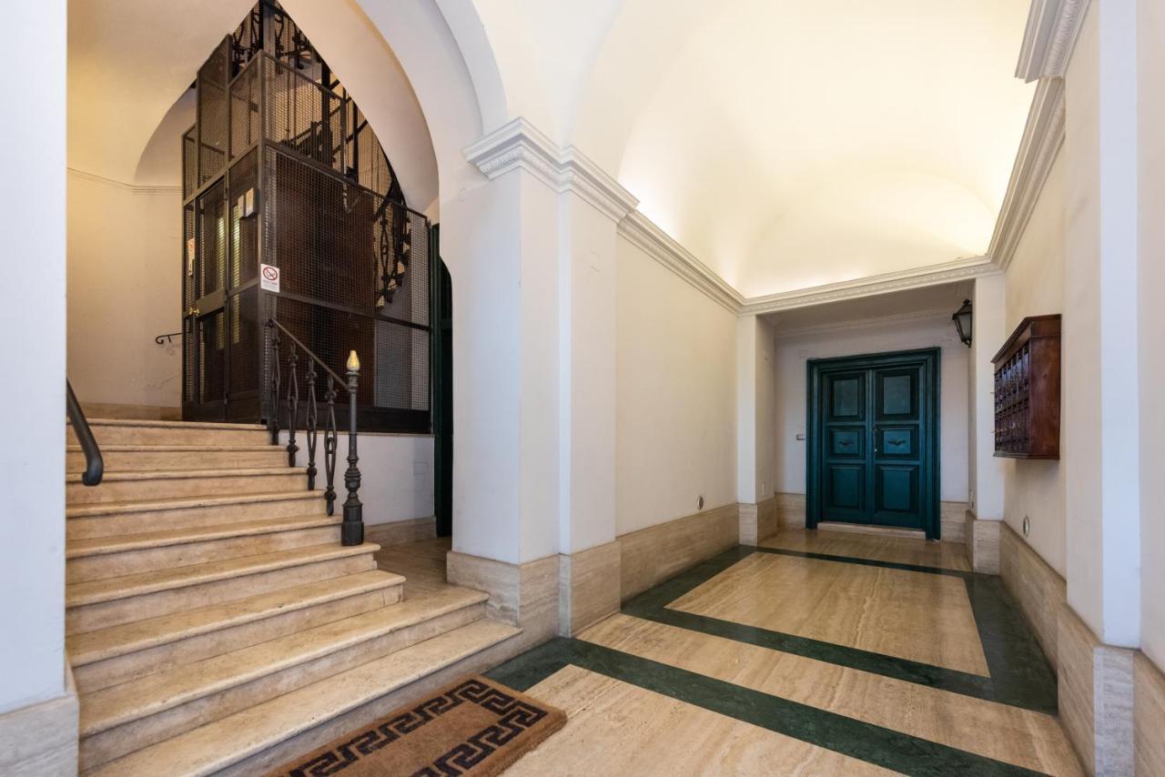 Ihh Suites Rom Exterior foto