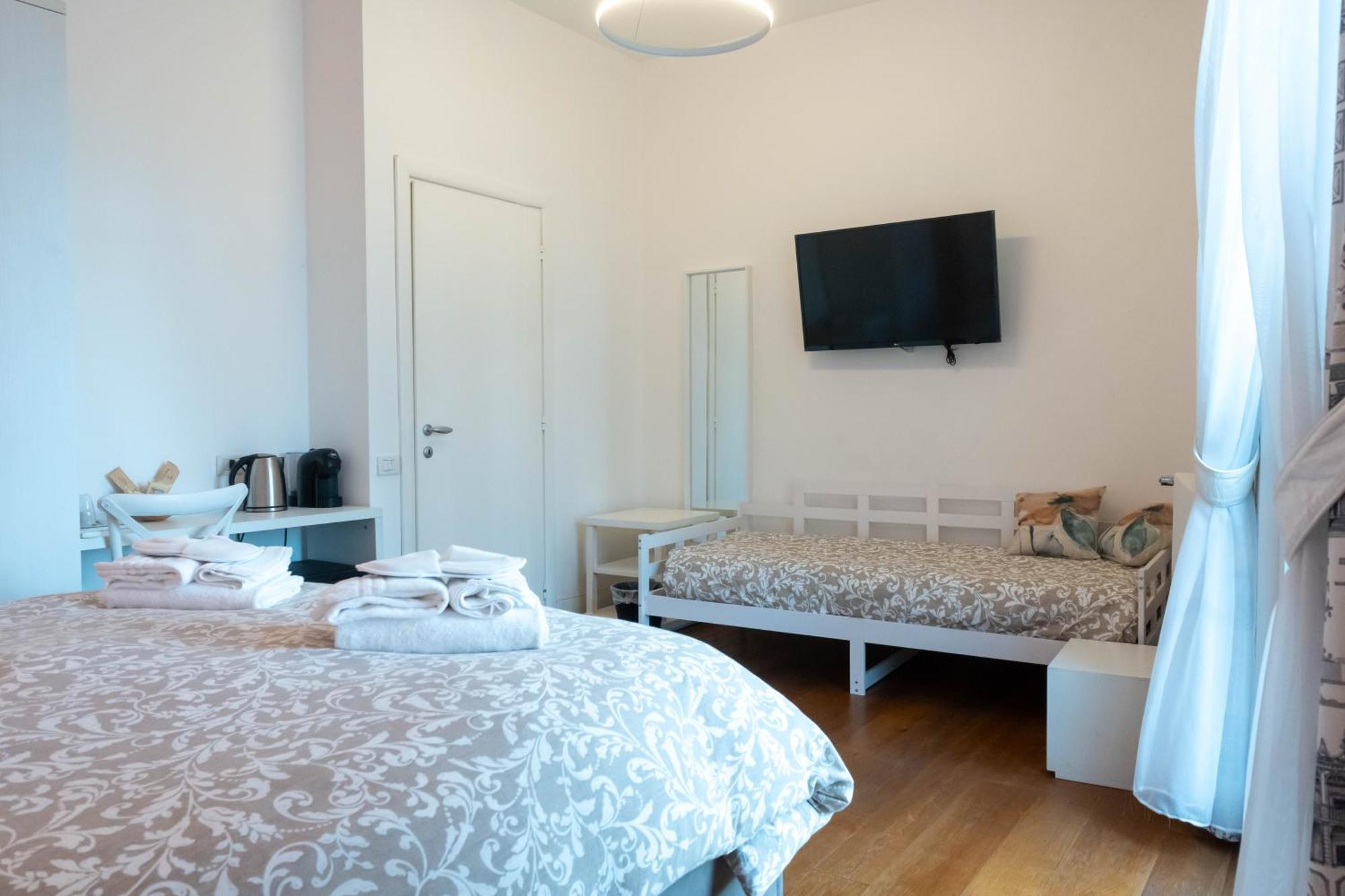 Ihh Suites Rom Exterior foto